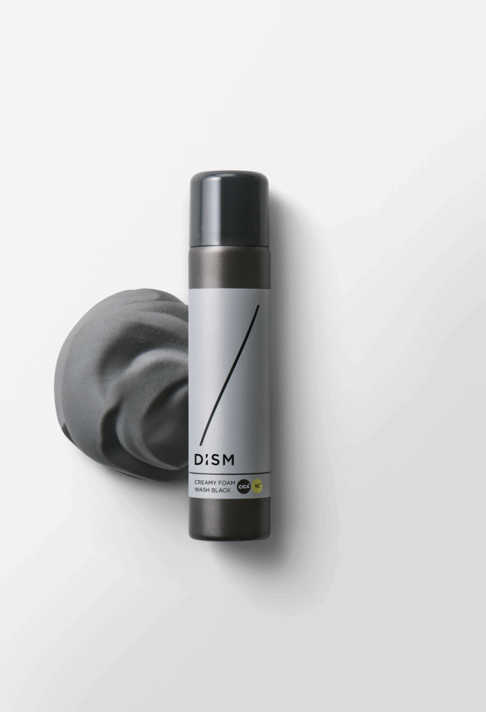 特徴①:炭/泥を配合した濃密泡で毛穴の汚れをしっかり除去